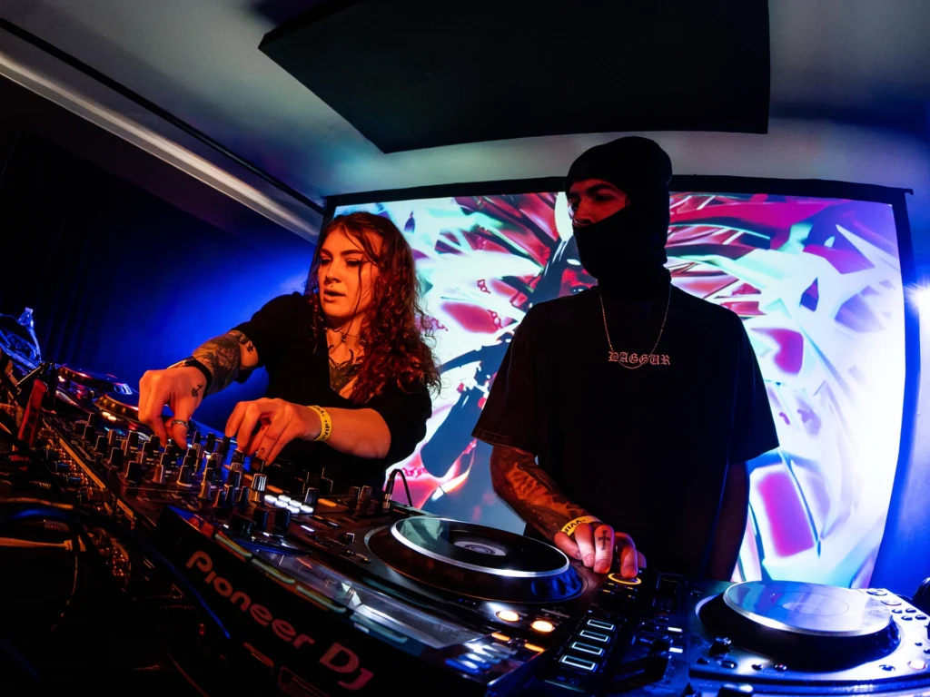 jcodymedia-2025-4-19-day-party-14