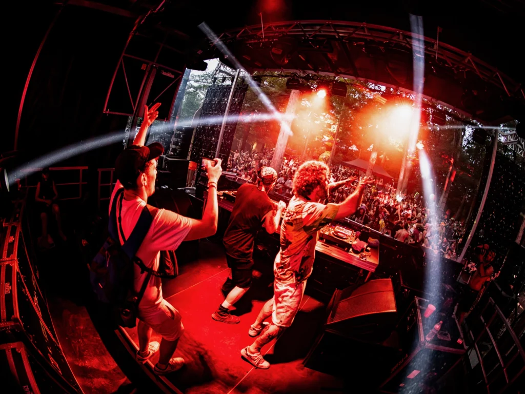 jcodymedia-2025-7-25-decimate-blankface-photo-edited-21