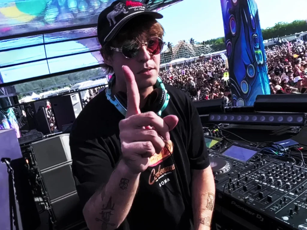 vlcsnap-2025-08-13-09h59m02s964